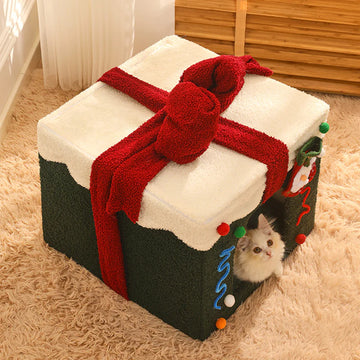 DIY Christmas Gift Box Cat Bed