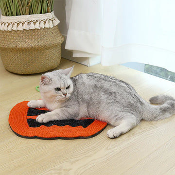 Pumpkin Cat Scratching Pad